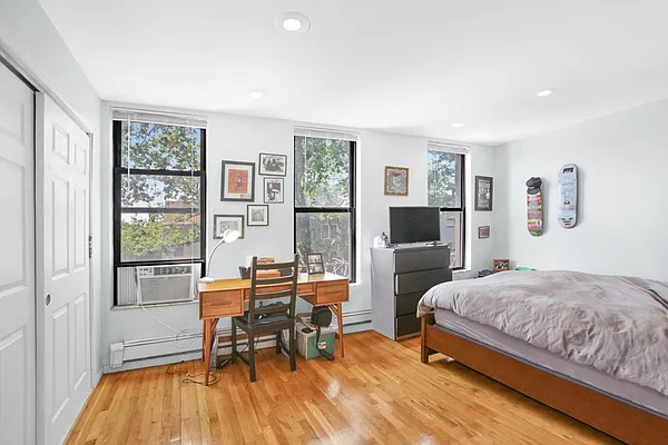 Rented by Corcoran | media 5