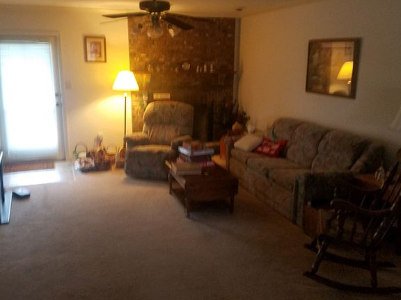 5th image of 128 Del Mar Dr