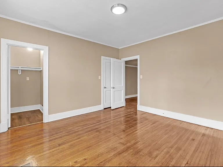 2-701 E Pkwy S — Photo 12