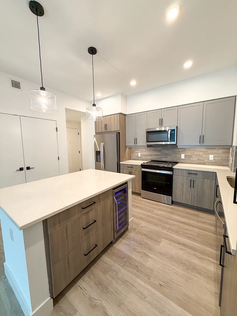 Building Photo - 2751 N Miami Ave #5