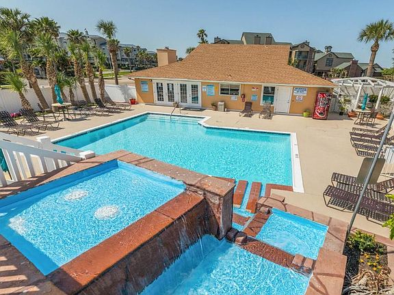 3rd image of 3506 Cove View Blvd APT 204