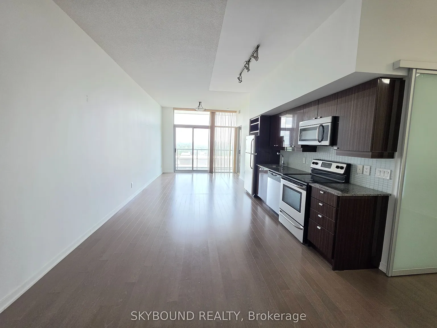 2 bed, $2,250 — Photo 1