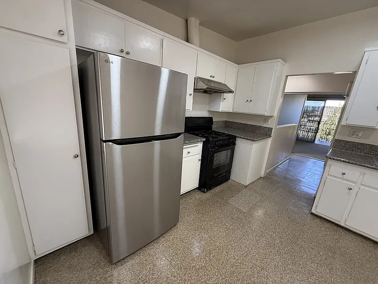 1035 Magnolia Ave #5 — Photo 14