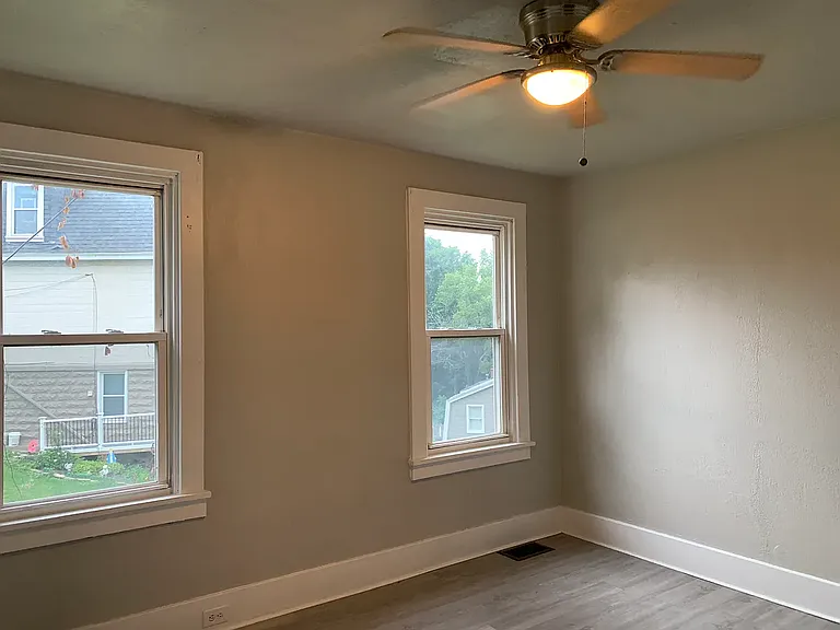 359 Ridgewood Ave #1 — Photo 10