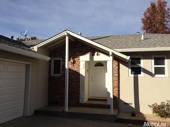 2nd image of 800 Potomac Ave