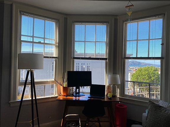 5th image of 2815 Filbert St APT 303