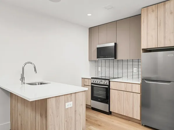 130 Willis Ave #206, Bronx, NY 10454