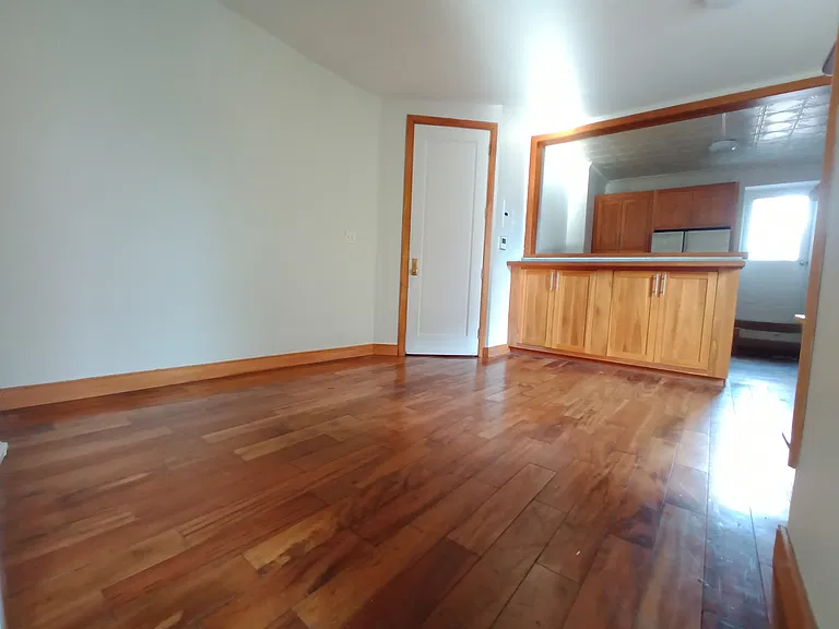 1183 Bedford Ave #2 — Photo 7