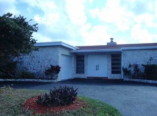 8510 NW 21st Ct, Sunrise, FL 33322