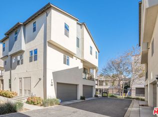 19505 Herringbone Dr, Northridge, CA 91324