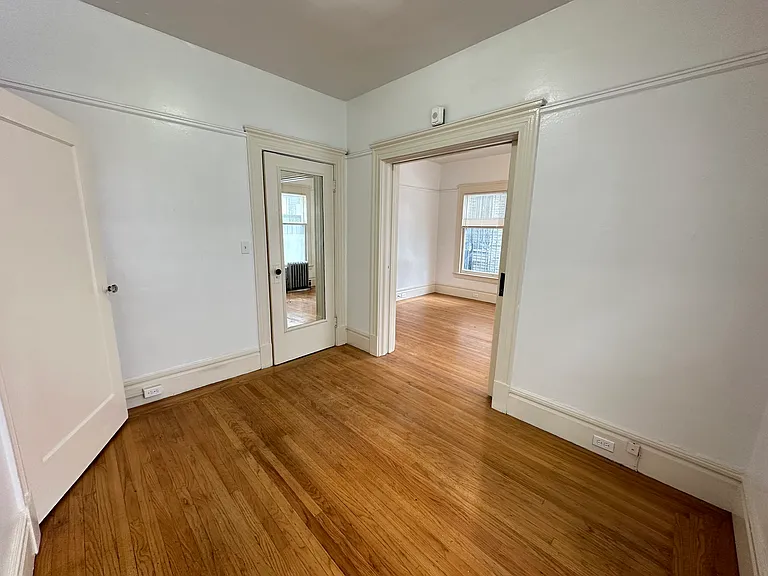 1101 Pine St #104 — Photo 12
