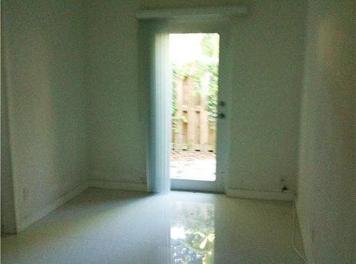 3rd image of 1503 NE 4th Ct