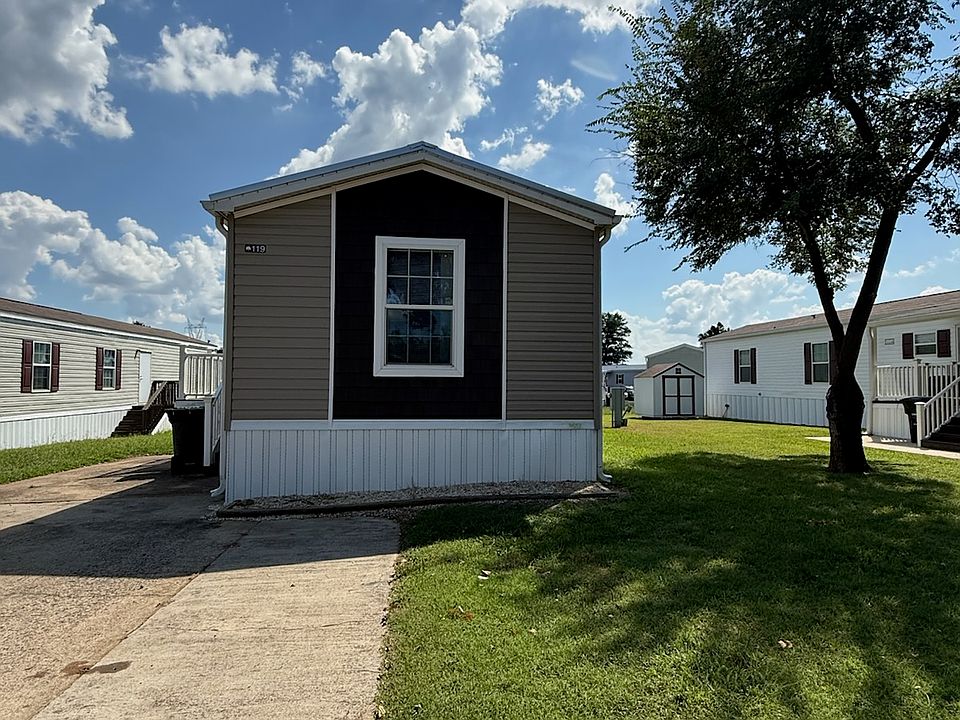 Exterior Image-0-Champion Countryside Village