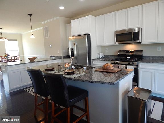5th image of 23405 Marview Ct