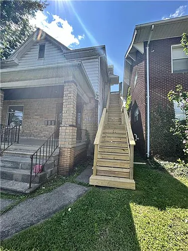 377 Lawson Ave #3 Photo 1 377 Lawson Ave #3 Photo 1