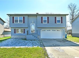 2612 Walnut St, Girard, OH 44420
