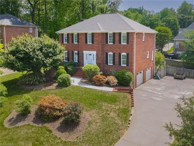 437 Hollinswood Ave, Winston Salem, NC, 27103