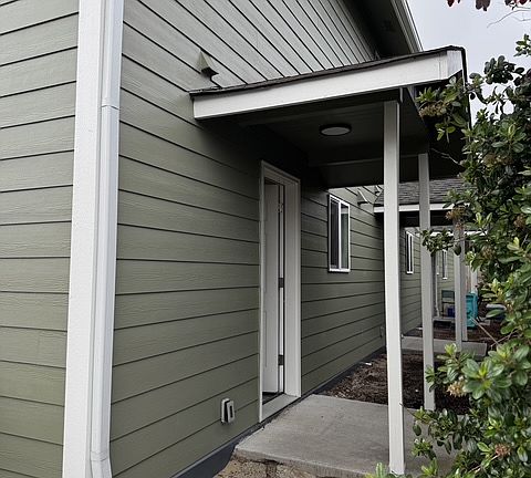 2nd image of 1150 Hemlock St