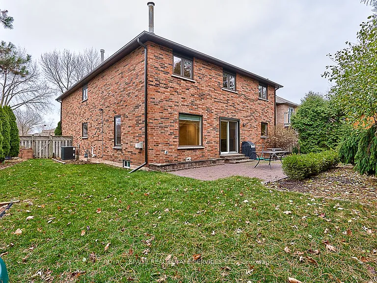 333 Callaghan Cres — Photo 32