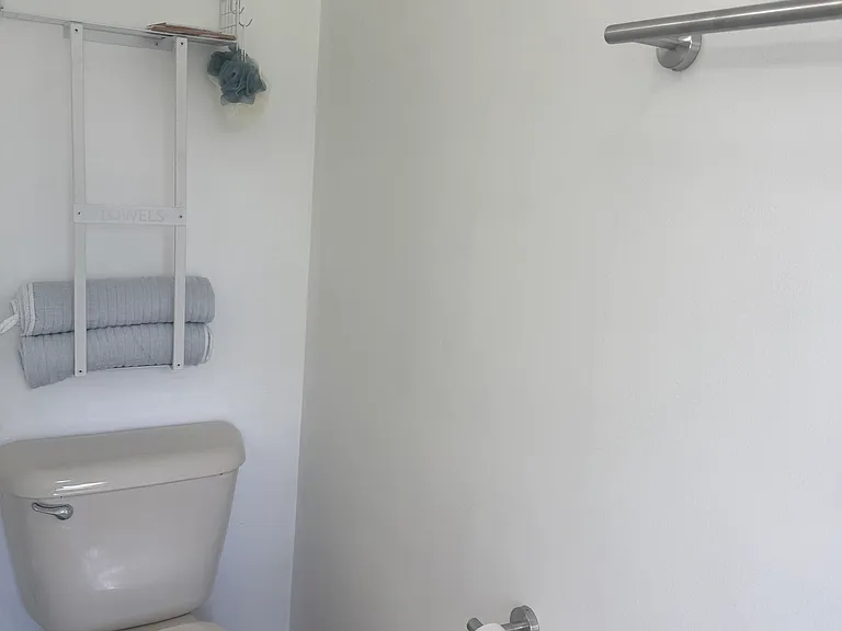 19 Oak Creek Cir — Photo 38