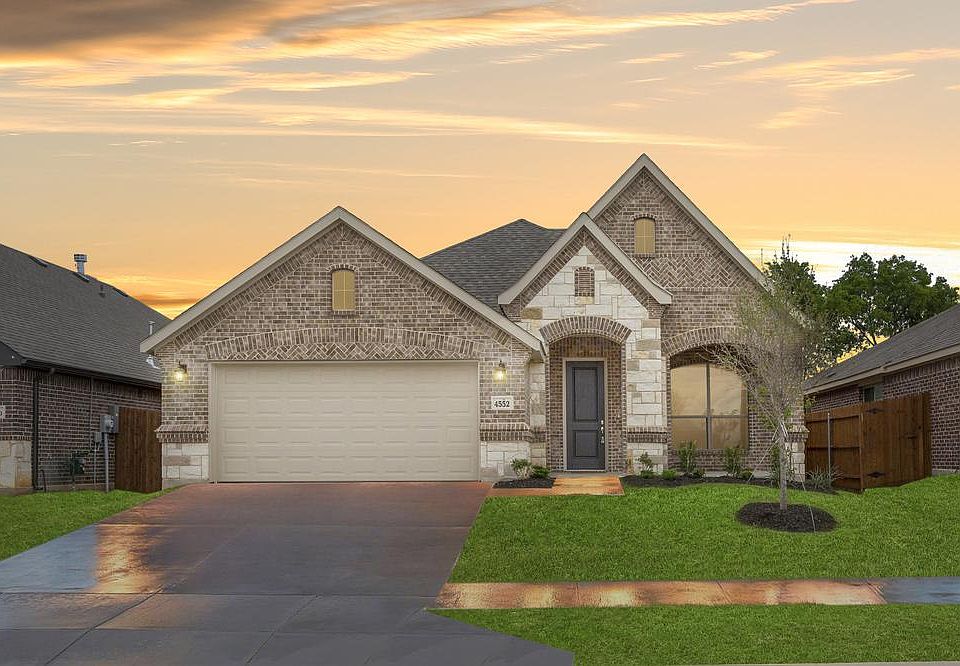 1st image of 4552 Pentridge Dr