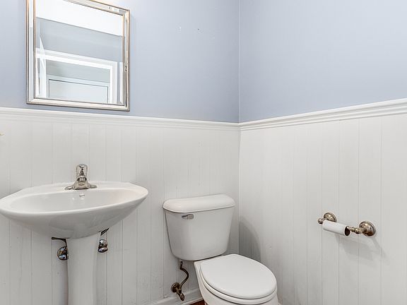 4th image of 2518 Hartfield Dr