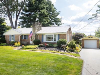 6714 Hillcroft Dr, Boston, NY, 14025