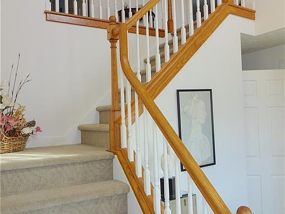 5th image of 36 Longbow Cir