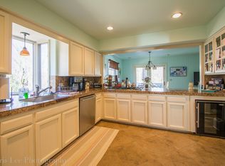 702 Kings Dr, Bentonville, AR 72712