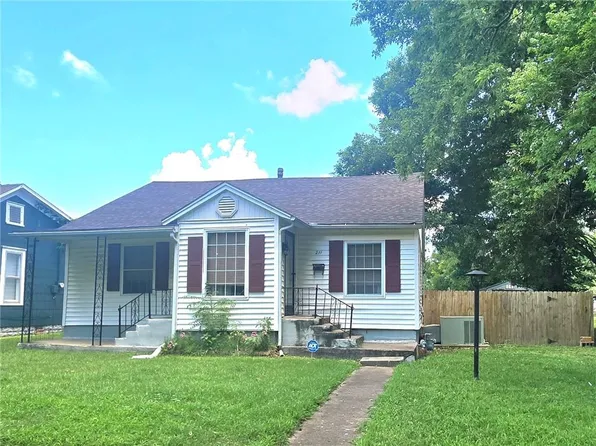 211 E 22nd St, Pittsburg, KS 66762