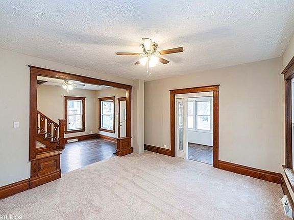 3rd image of 44 Highland Ave