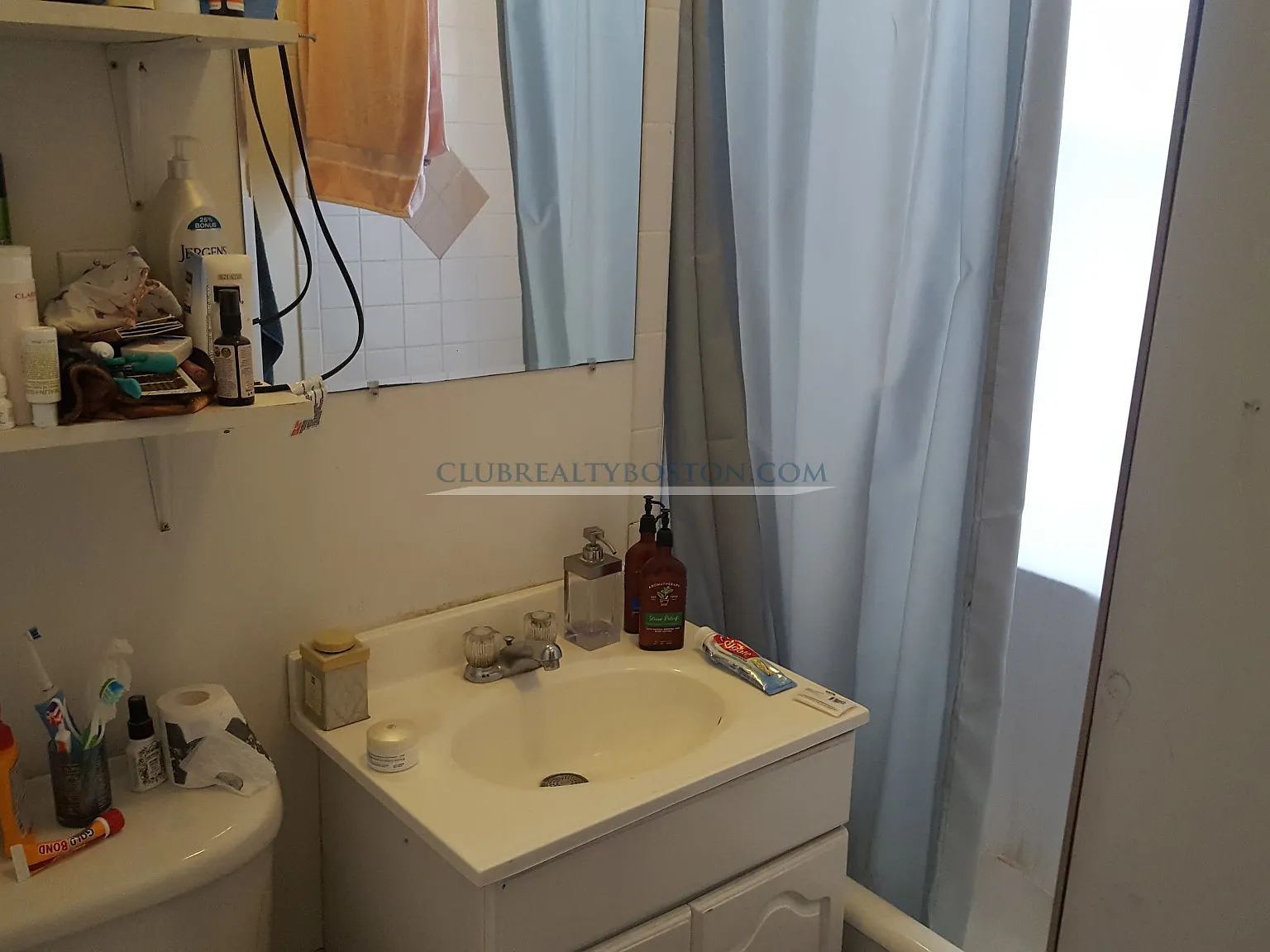 1 bed, 1.0 bath, 354 sqft, $2,000 — Photo 4