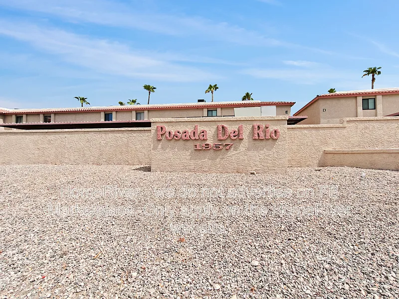 1957 Mesquite Ave #9
