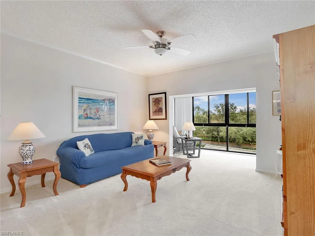 1 bed, 1.0 bath, 866 sqft, $3,500 — Photo 2