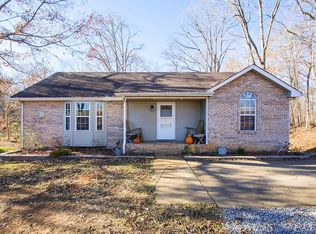 1990 Ferry Rd, Clarksville, TN 37040