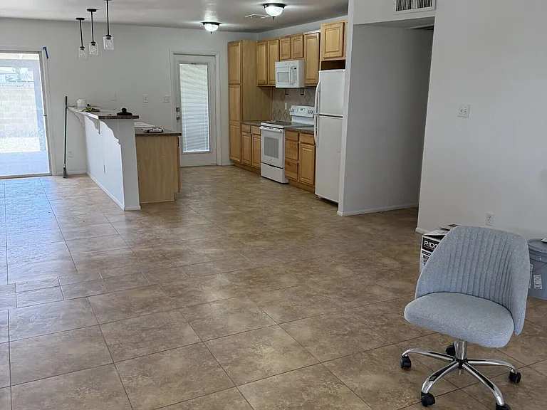 3321 W Cholla St — Photo 7