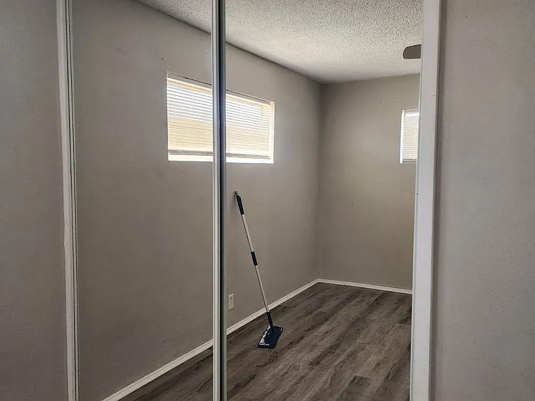 16865 Hoskins Ln #16865 — Photo 10