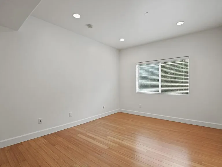 1433 Federal Ave #101 — Photo 16