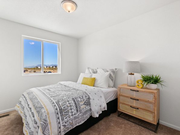 colorado-springs-colorado-447437127 picture