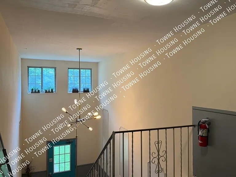 132 Denrose Dr #132 — Photo 2