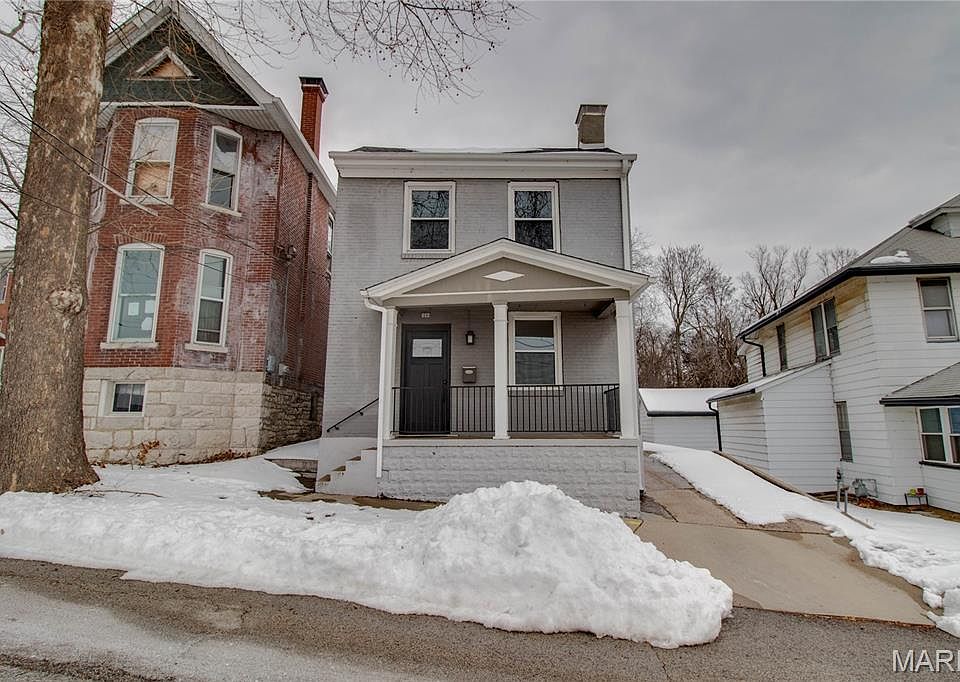 1st image of 612 E 4th St