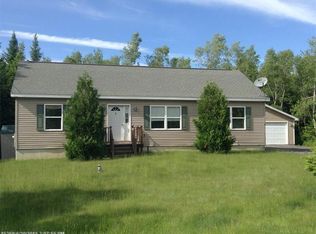 5 Otis Cir, Brunswick, ME 04011