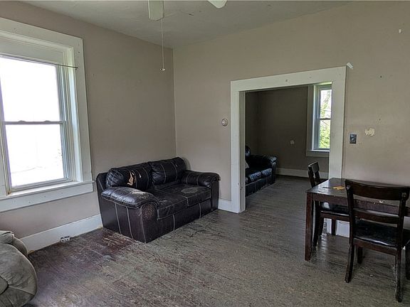 5th image of 273 S Adams St