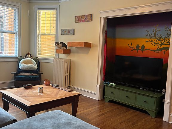2nd image of 850 Washington Blvd #1W