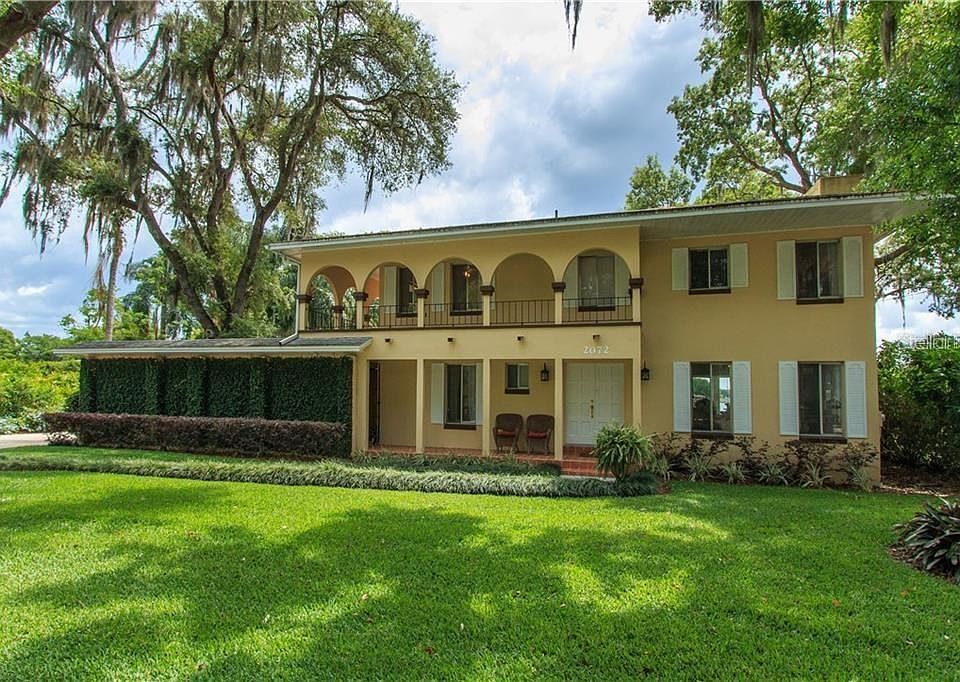 1st image of 2072 Lake Dr