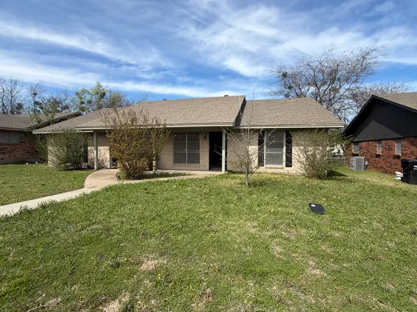 3108 Stanford St #A, Greenville, TX 75401