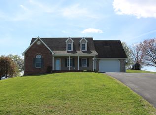 266 Kirkwood St, Glade Spring, VA 24340