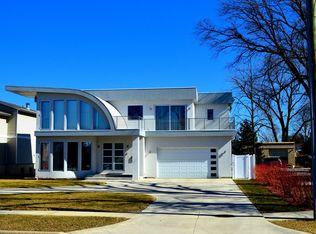 8425 N Greenwood Ave, Niles, IL 60714