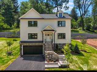 114 Whispering Hills Rd, South Plainfield, NJ 07080