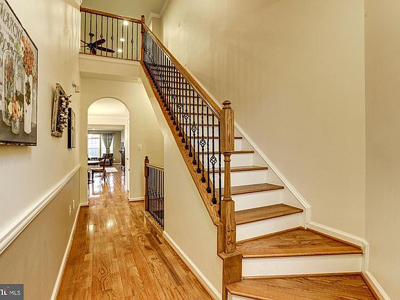 4th image of 2418 Walking Janelle Way